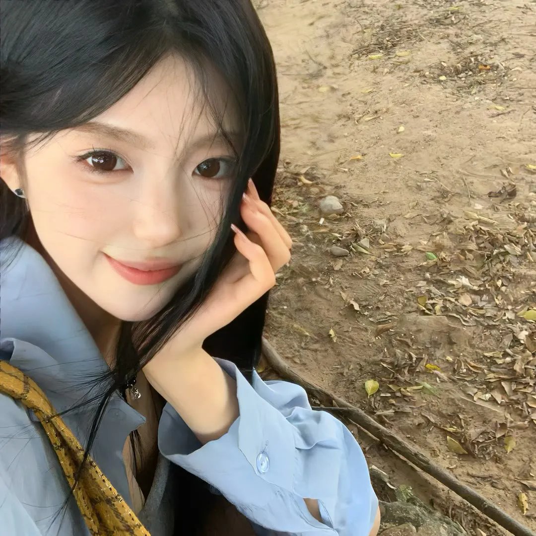 月球